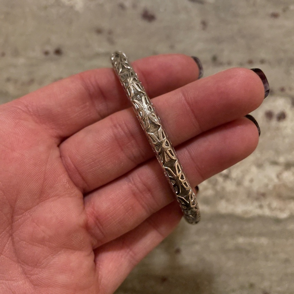 Kendra Scott Filagree Bangle
